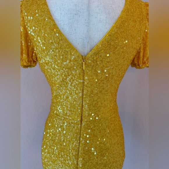 New sparkly yellow sequin mini dress from Dress The Population puff sleeves S - Picture 5 of 9